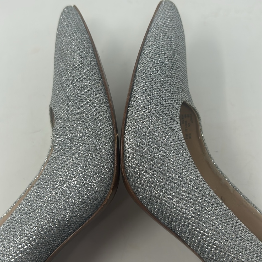 Coach Elegant Silver Glitter Pump Heels Size 8 Excellent Condition - Picture 8 of 16
